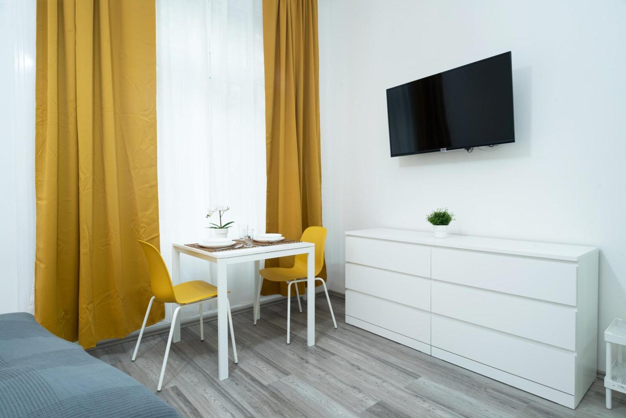 Lovely Studio At Central Location ブダペスト エクステリア 写真