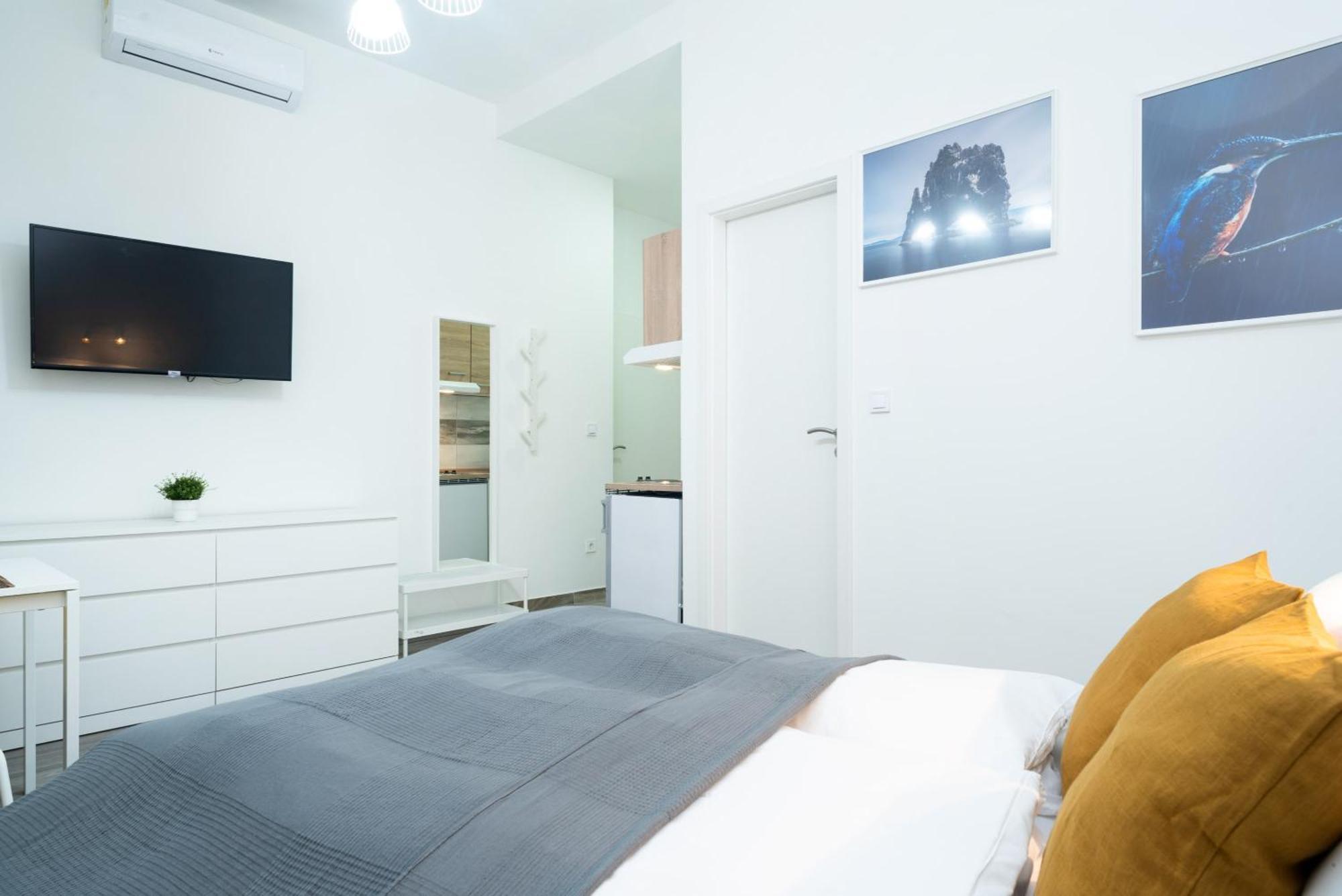 Lovely Studio At Central Location ブダペスト エクステリア 写真